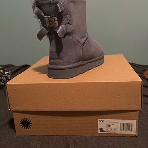 BRAND NEW Ugg Mini Bailey Boot